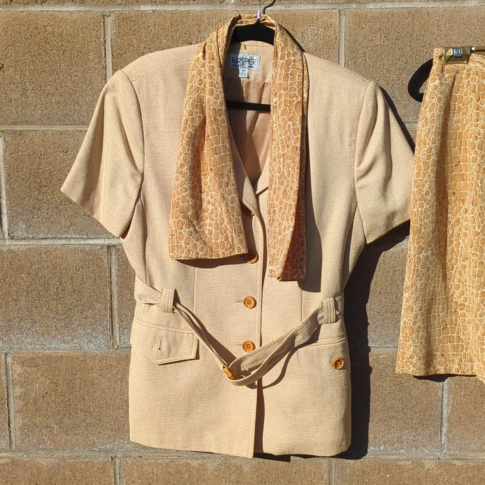 Kasper Cream Short-Sleeve Belted Blazer And Skirt Set, 14P - Picture 11 of 15